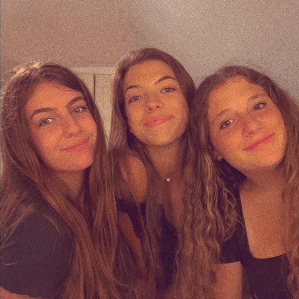 Meet your Posher, Julia